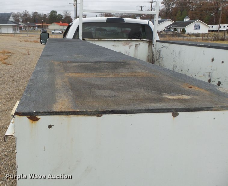 image for item DH7798 2009 Dodge Ram 5500 utility bed truck