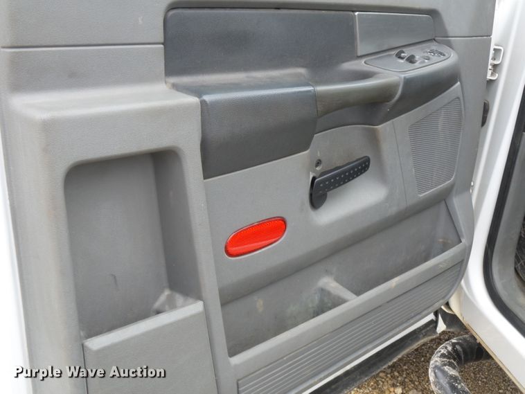 image for item DH7798 2009 Dodge Ram 5500 utility bed truck