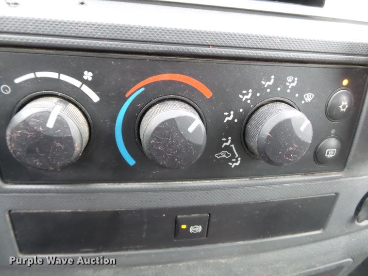 image for item DH7798 2009 Dodge Ram 5500 utility bed truck