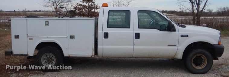 image for item DI0742 2003 Ford F350 Super Duty XL Crew Cab Utility bed pickup truck