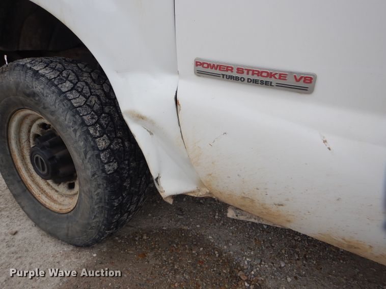 image for item DI0742 2003 Ford F350 Super Duty XL Crew Cab Utility bed pickup truck