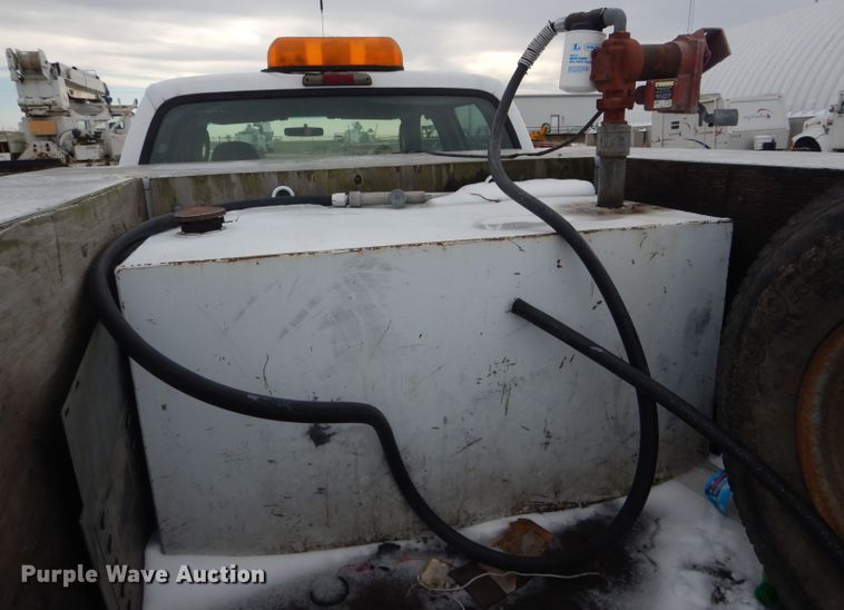 image for item DI0742 2003 Ford F350 Super Duty XL Crew Cab Utility bed pickup truck