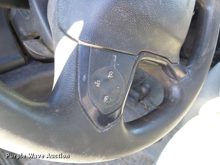 image for item DI0745 2015 Chevrolet Silverado 3500HD flatbed pickup truck