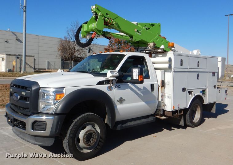image for item DI2702 2012 Ford F550 bucket truck