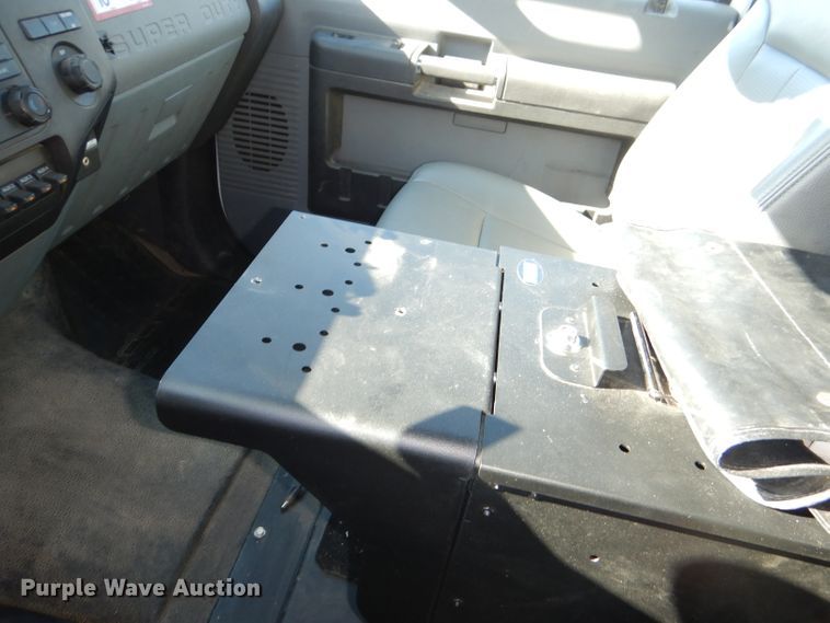 image for item DI2702 2012 Ford F550 bucket truck