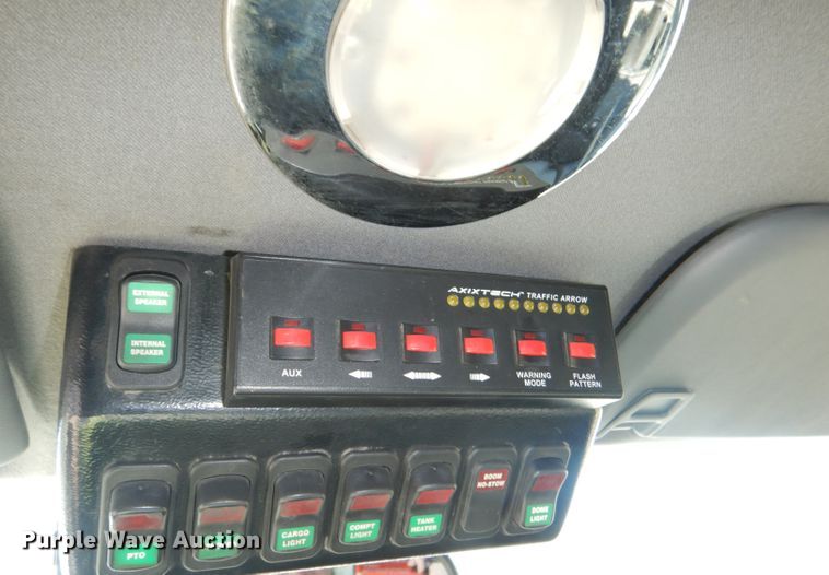 image for item DI2702 2012 Ford F550 bucket truck