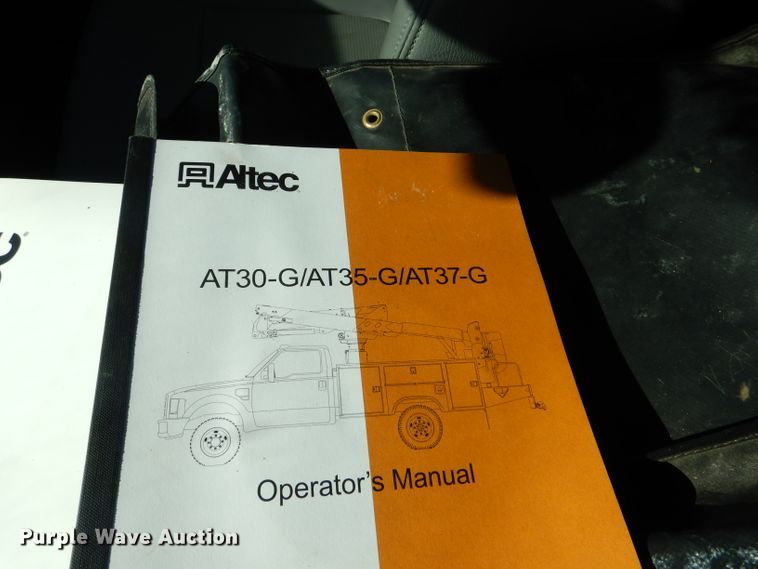 image for item DI2702 2012 Ford F550 bucket truck