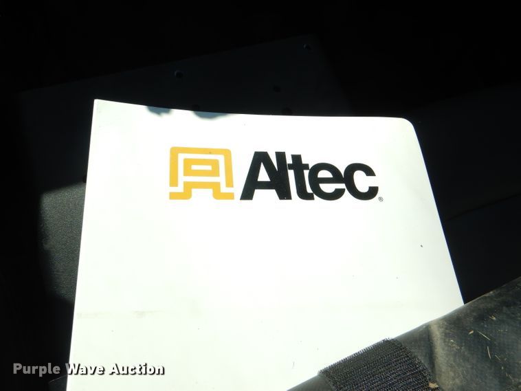 image for item DI2702 2012 Ford F550 bucket truck