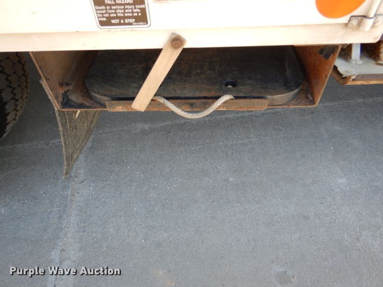 image for item DI2702 2012 Ford F550 bucket truck