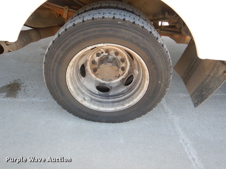 image for item DI2702 2012 Ford F550 bucket truck