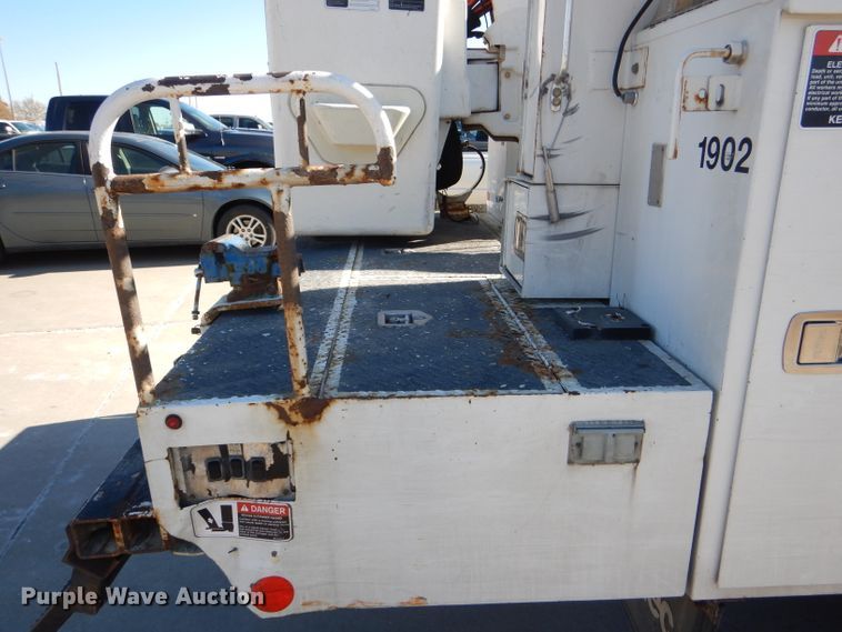 image for item DI2702 2012 Ford F550 bucket truck