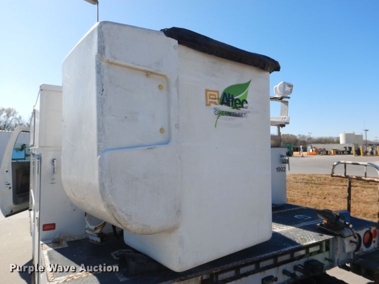 image for item DI2702 2012 Ford F550 bucket truck