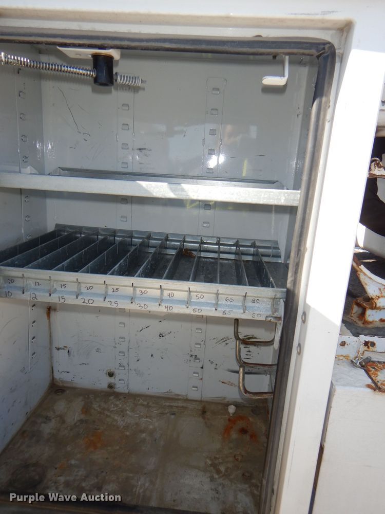 image for item DI2702 2012 Ford F550 bucket truck