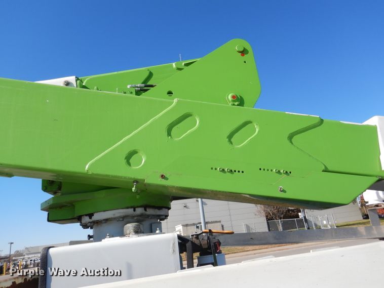 image for item DI2702 2012 Ford F550 bucket truck