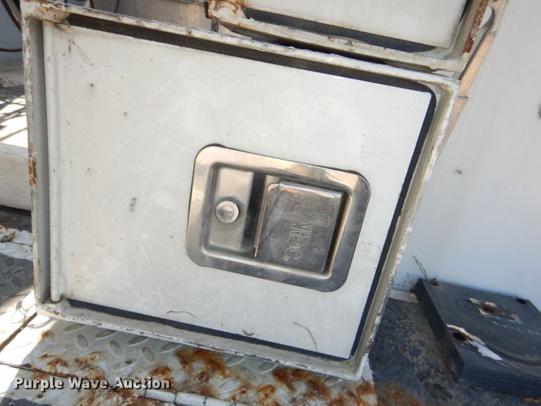 image for item DI2702 2012 Ford F550 bucket truck