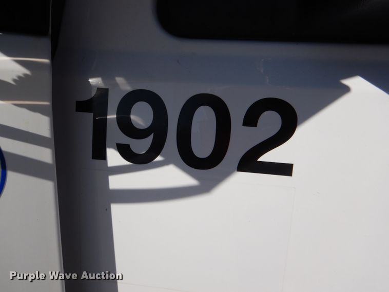 image for item DI2702 2012 Ford F550 bucket truck