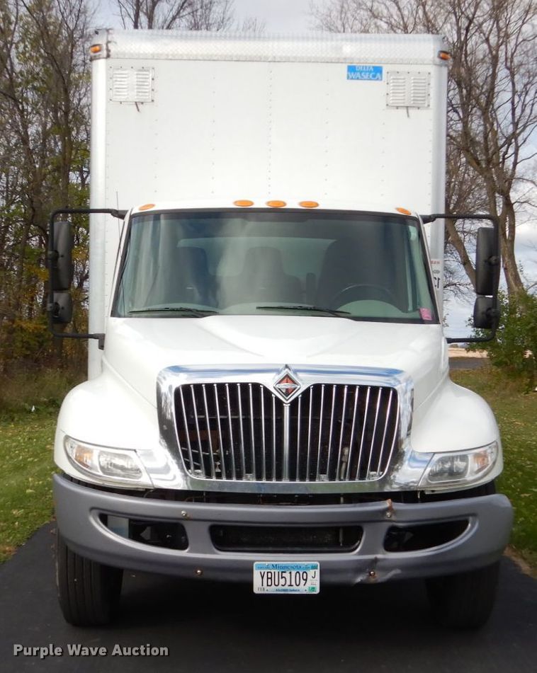 image for item EC9044 2013 International DuraStar 4300 box truck