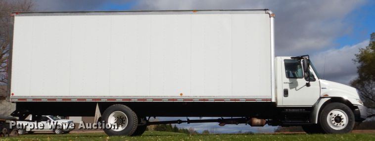 image for item EC9044 2013 International DuraStar 4300 box truck