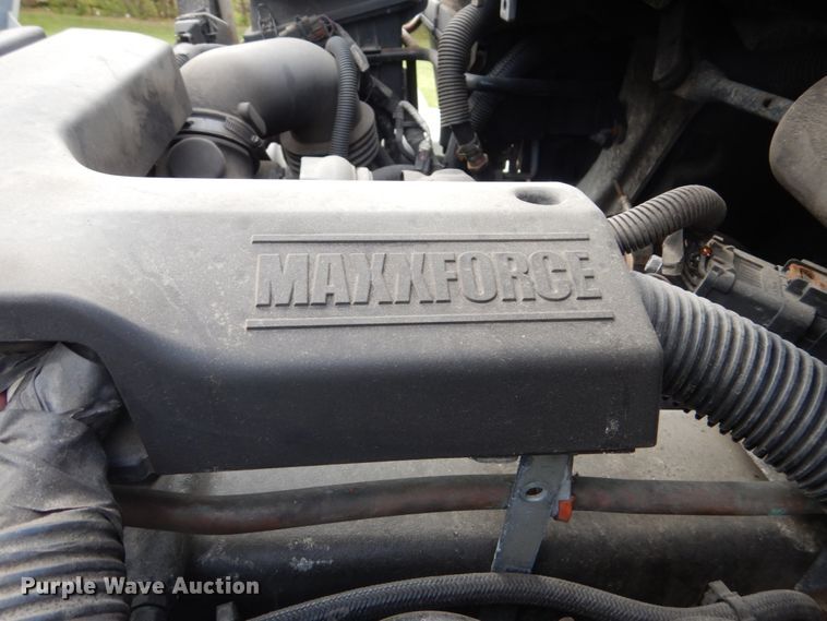 image for item EC9044 2013 International DuraStar 4300 box truck