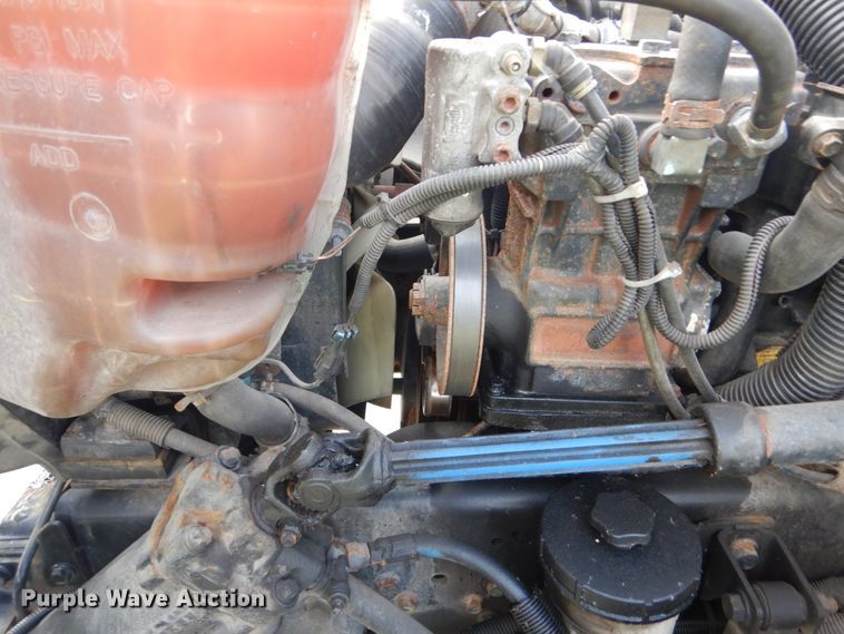 image for item EC9044 2013 International DuraStar 4300 box truck