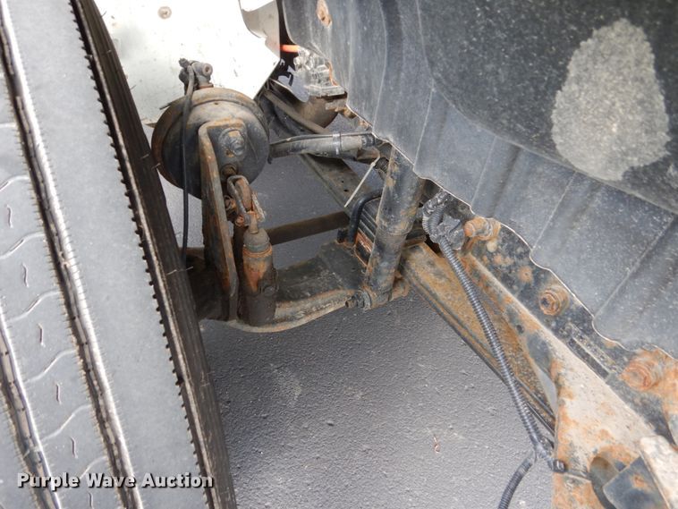 image for item EC9044 2013 International DuraStar 4300 box truck