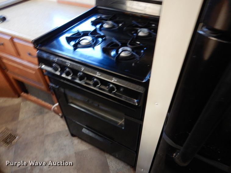 image for item EC9059 2015 Forest River Puma camper