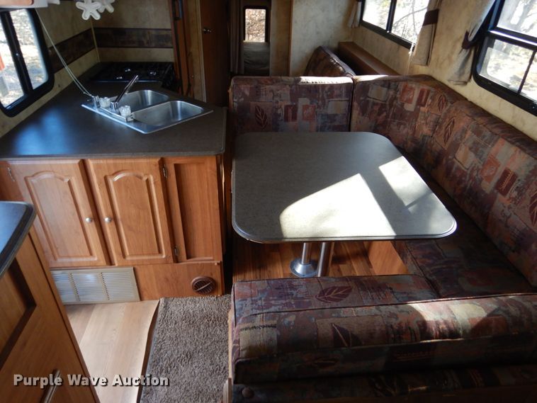 image for item EC9060 2008 Coachmen Captiva camper