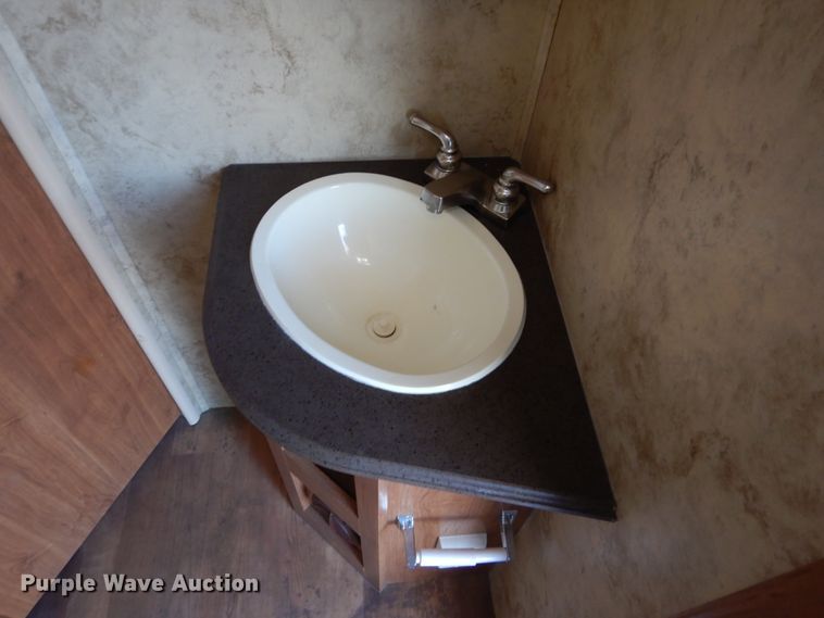 image for item EC9060 2008 Coachmen Captiva camper