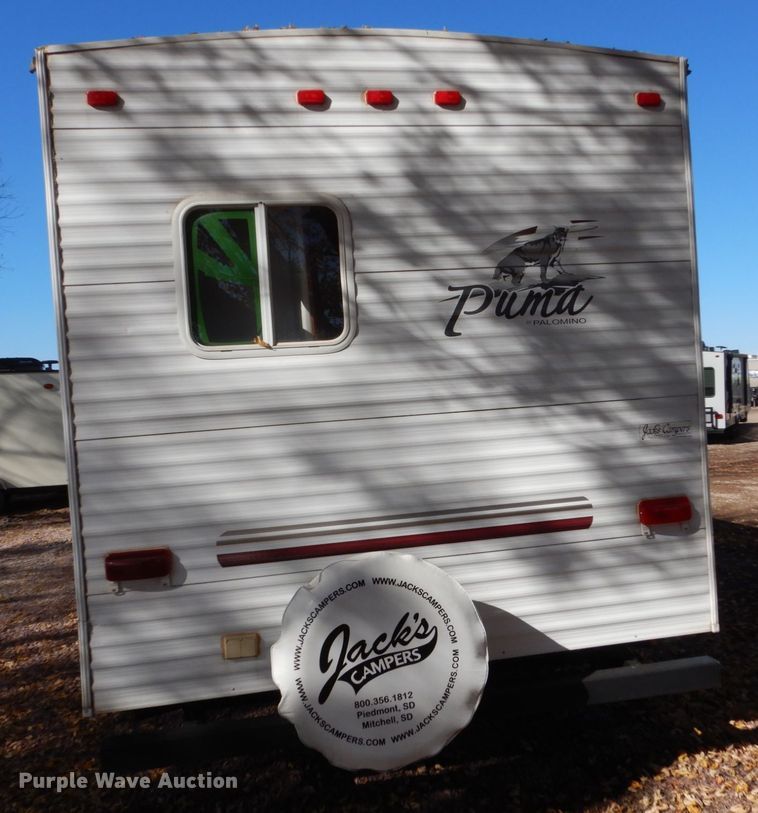 image for item EC9061 2006 Vanguard Puma camper