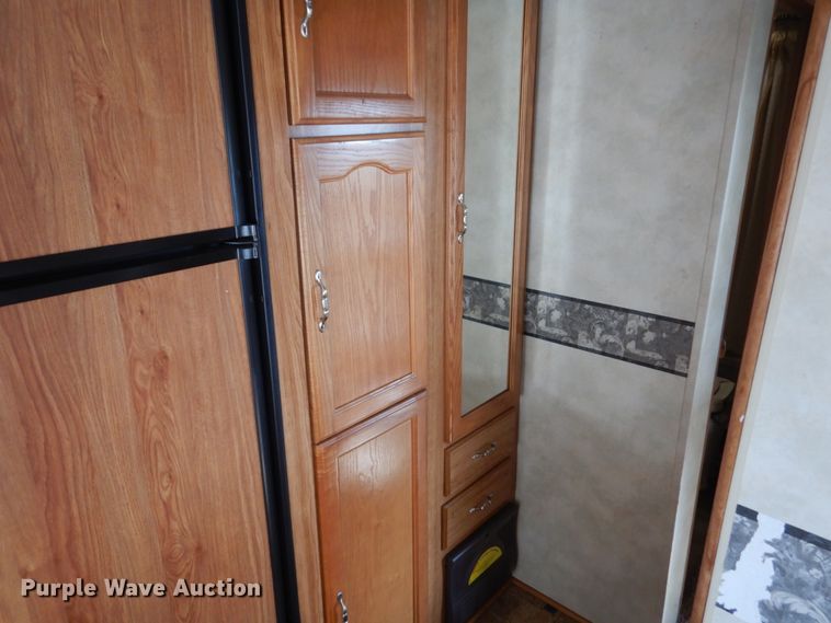 image for item EC9061 2006 Vanguard Puma camper