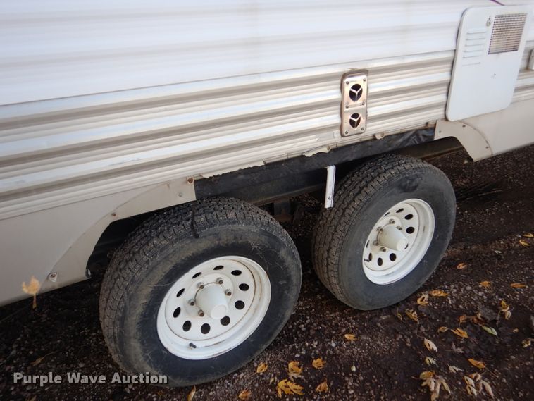 image for item EC9061 2006 Vanguard Puma camper