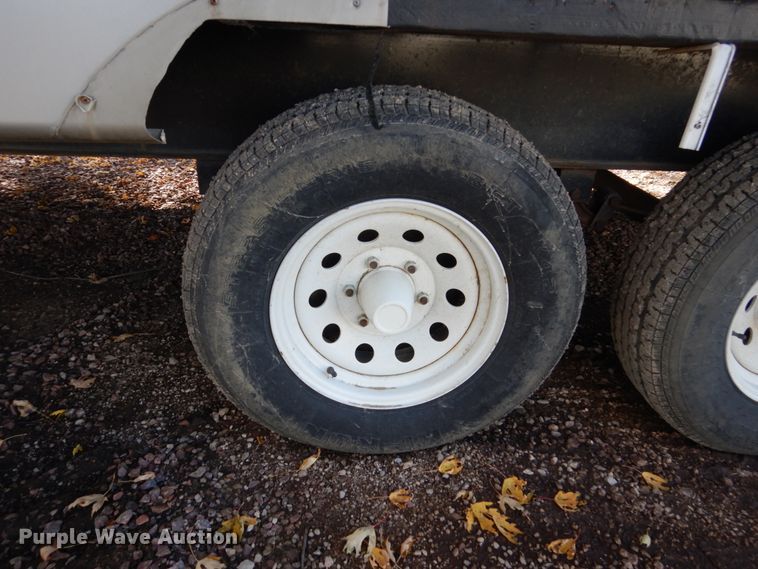 image for item EC9061 2006 Vanguard Puma camper