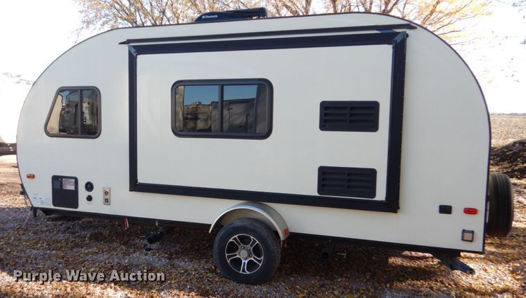 image for item EC9062 2015 Forest River camper