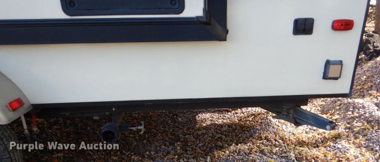 image for item EC9062 2015 Forest River camper