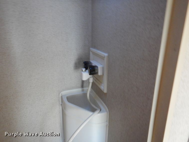 image for item EC9062 2015 Forest River camper