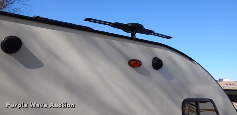 image for item EC9062 2015 Forest River camper