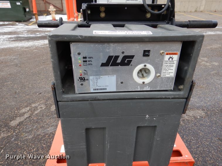 image for item EC9180 2002 JLG 12SP vertical lift