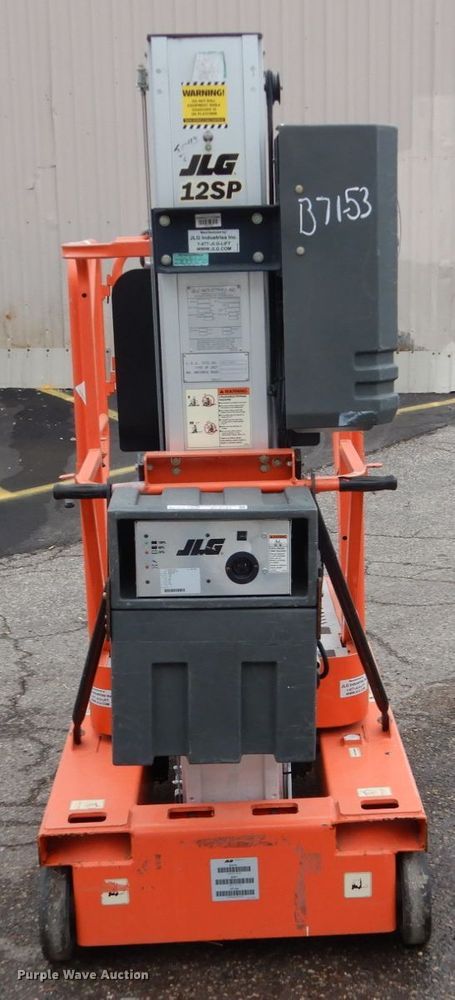 image for item EC9181 2001 JLG 12SP vertical lift