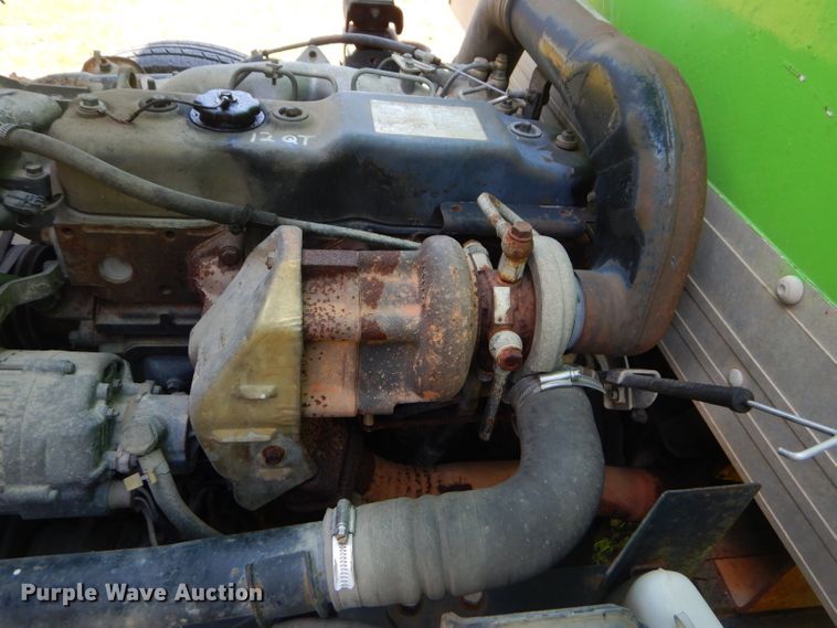 image for item ED9445 1998 Chevrolet Tiltmaster W4 box truck