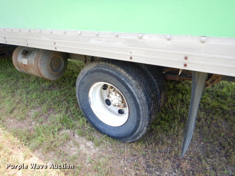 image for item ED9445 1998 Chevrolet Tiltmaster W4 box truck