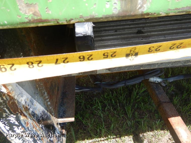 image for item ED9445 1998 Chevrolet Tiltmaster W4 box truck