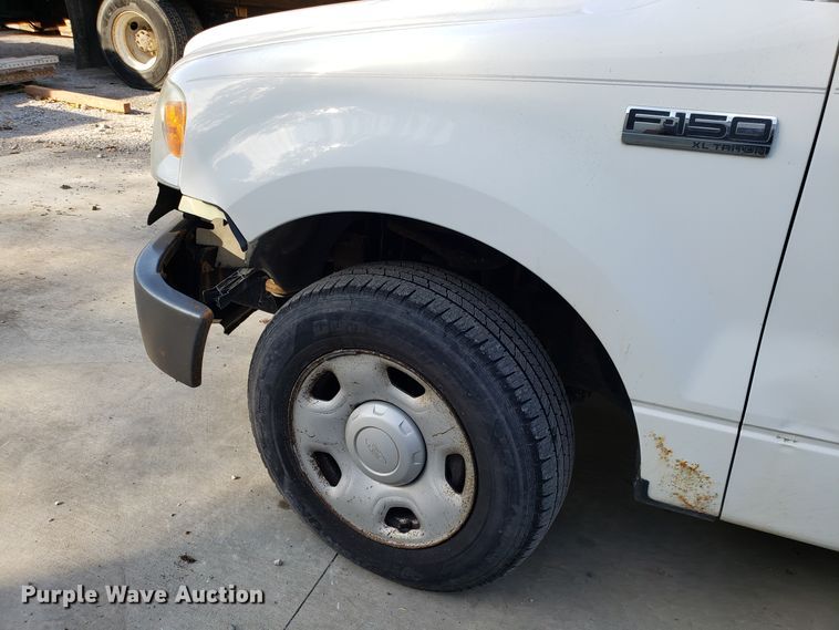 image for item ET9915 2006 Ford F150 pickup truck