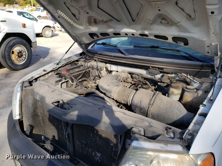 image for item ET9915 2006 Ford F150 pickup truck