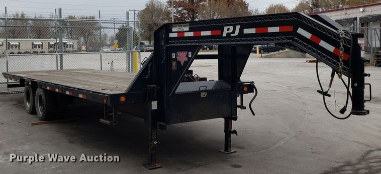 image for item ET9993 2015 PJ TILTTD242 tilt deck equipment trailer