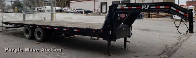 image for item ET9993 2015 PJ TILTTD242 tilt deck equipment trailer