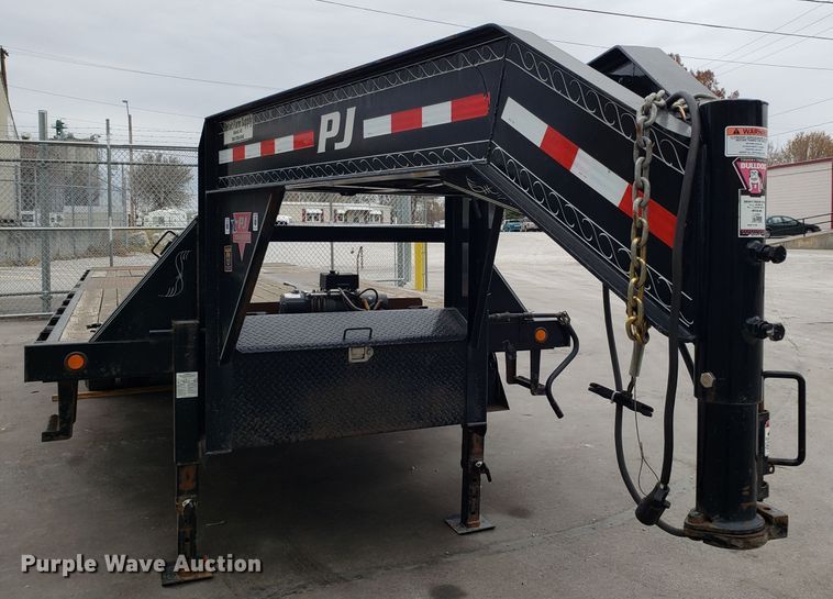 image for item ET9993 2015 PJ TILTTD242 tilt deck equipment trailer