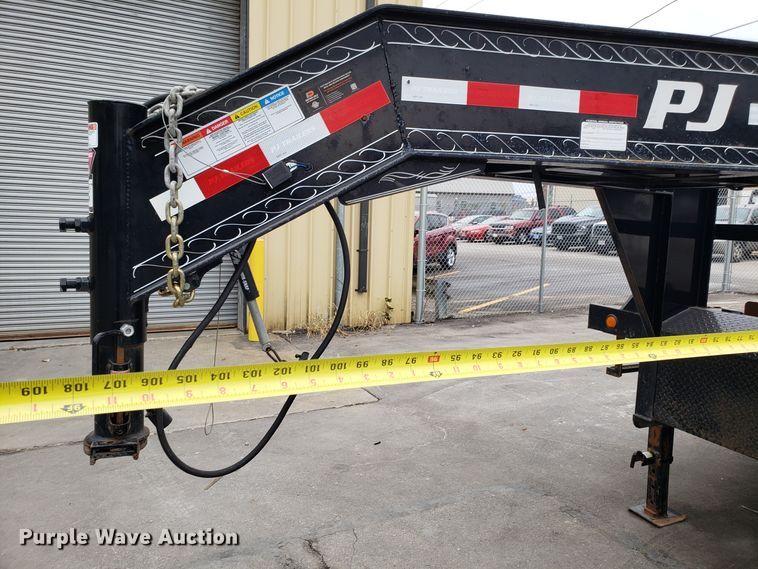 image for item ET9993 2015 PJ TILTTD242 tilt deck equipment trailer