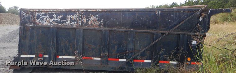 image for item EY9324 Steel dump bed