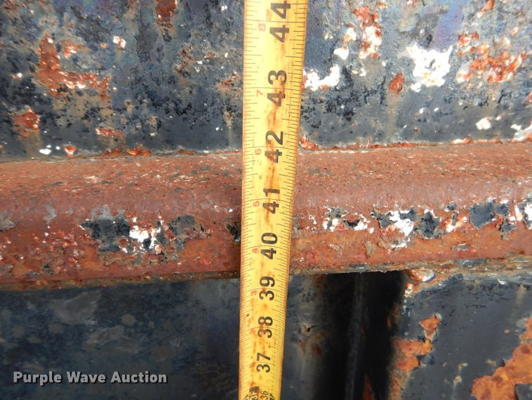 image for item EY9324 Steel dump bed