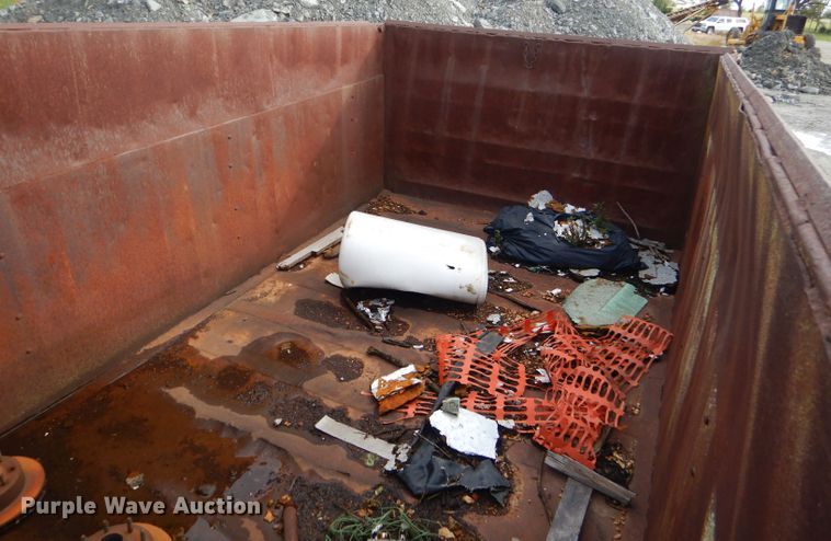 image for item EY9324 Steel dump bed